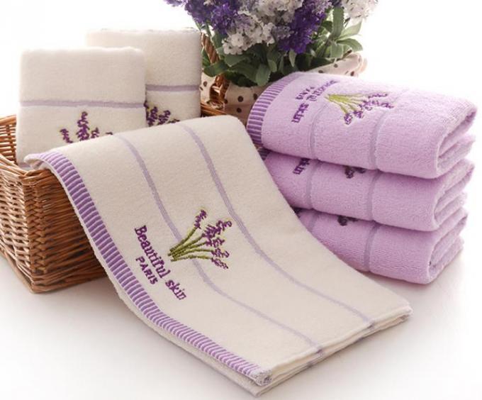 デジタル印刷と装飾的な快適な平織りの柔らかい表面タオル