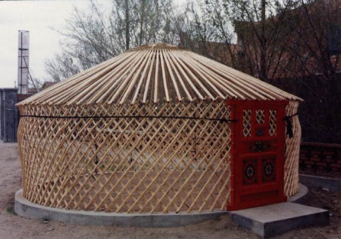 200kg我慢できる重量が付いている膨脹可能なドームのモンゴル人のYurtのテントの耐久財を冷却して下さい