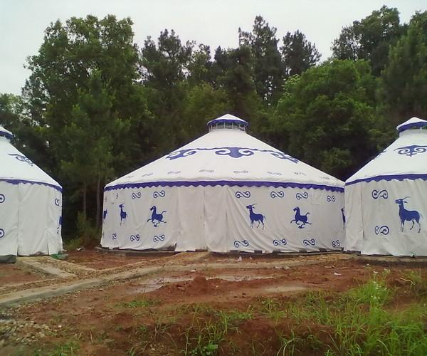 祝祭の活動の4つの層の耐火性カバー生地が付いているモンゴルのテントの家